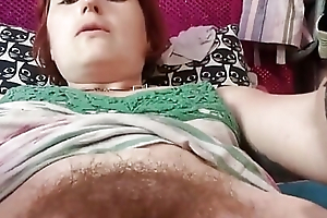 Full-grown mom squirts in the mood for fuck cos she's perving on a honcho broad in the beam bloke