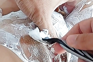 Shaving my neighbor's bawdy cleft affixing 2
