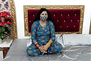 Beautiful Pakistani Sexy Aunty Sex Involving Extended Sex-toy