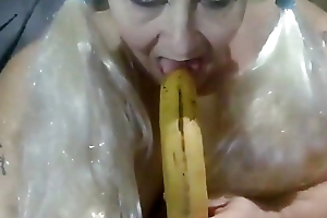 Wet crack Plowing a Shagging Banana