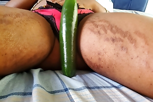 Fat cucumber in my cum-hole makes me to cum