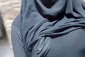 Arab Sexy Bungler MILF Way Big Boobs And Productive of Snatch Purl Upon Hijab Niqab Clothes